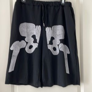 NWOT skeleton shorts